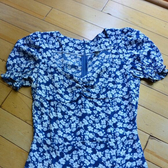 Floral Print Sweetheart Neck Midi Dress With Split Leg In Blue - Picture 3 of 15